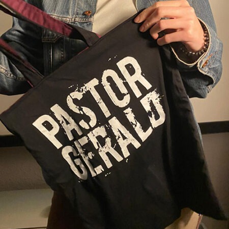 Pastor Gerald - Tasche